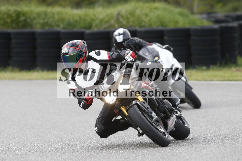 /Archiv-2025/09 22.04.2025 Cornu Master School ADR/rot-rouge/89